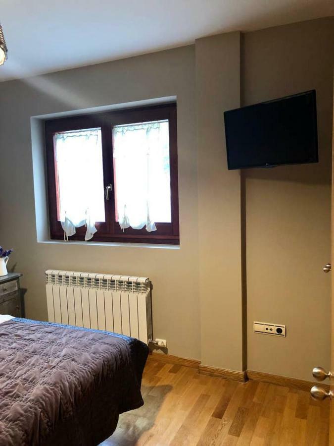 Apartment Acogedor En El Corazon Del Valle Les Bordes